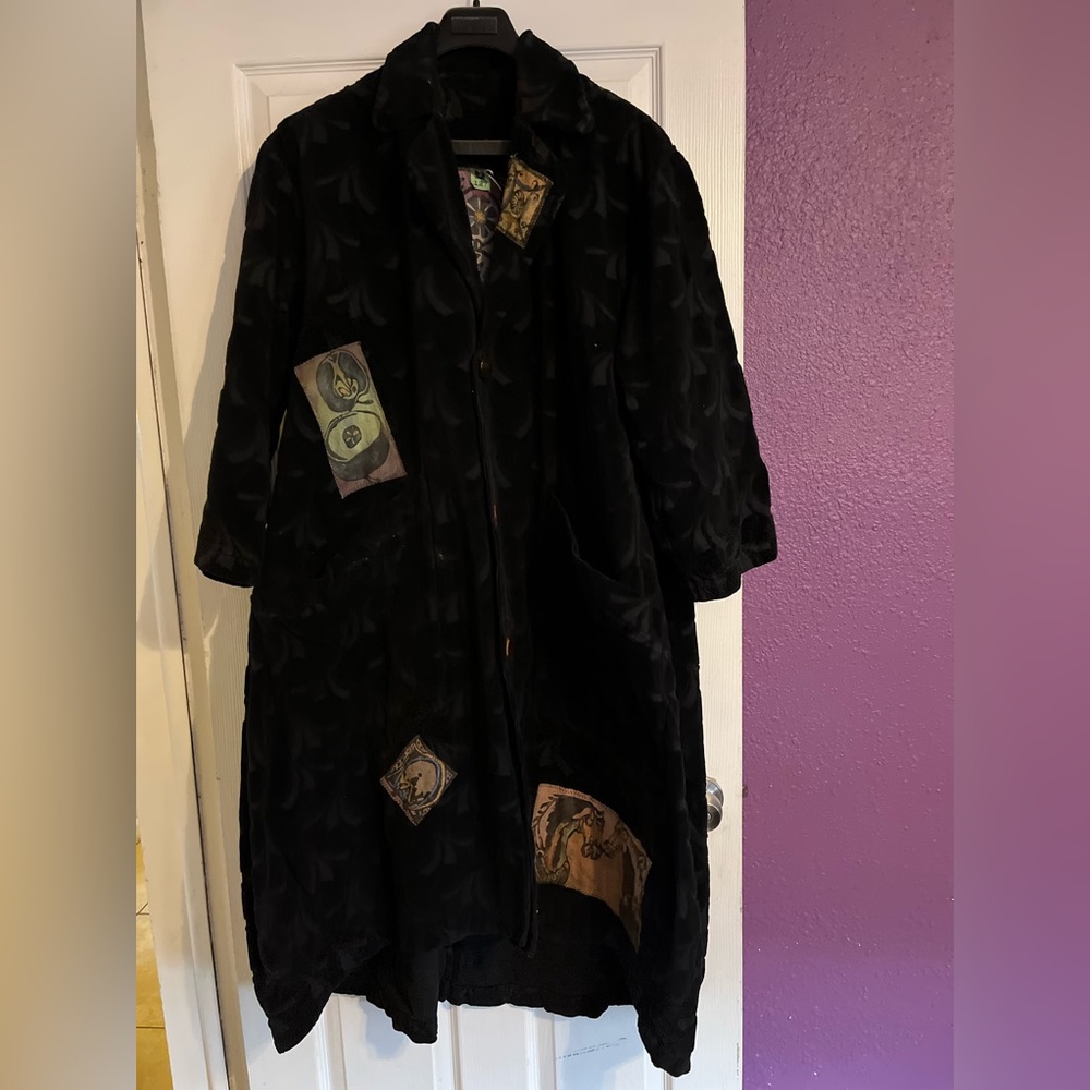 RARE Blue Women’s Velour Theater Coat Size 2